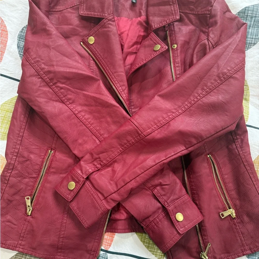 Baccini Deep Red Leather Jacket - Picture 2 of 10
